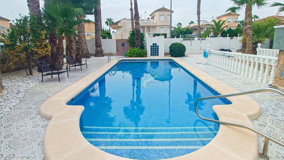 Sale - Villa - Orihuela - Benferri