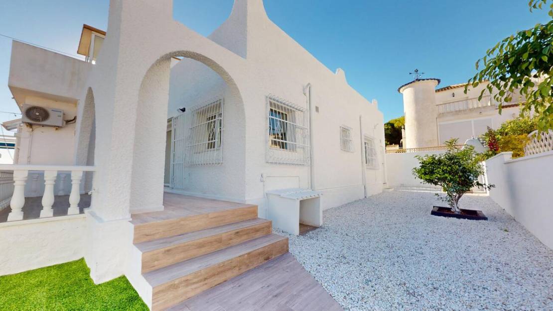 Sale - Villa - Orihuela - Blue Lagoon
