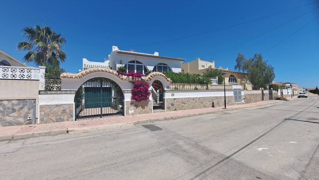 Sale - Villa - Orihuela - Blue Lagoon