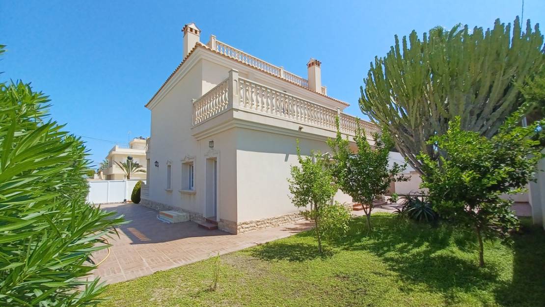 Sale - Villa - Orihuela - Cabo Roig