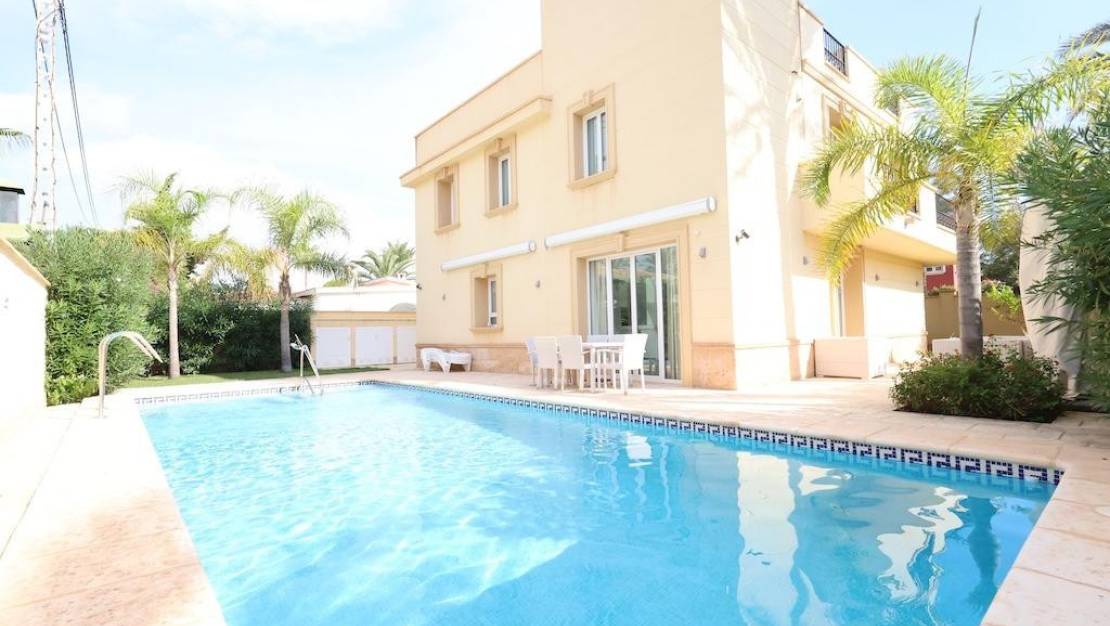 Sale - Villa - Orihuela - Cabo Roig