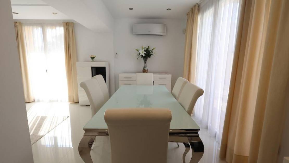 Sale - Villa - Orihuela - Cabo Roig