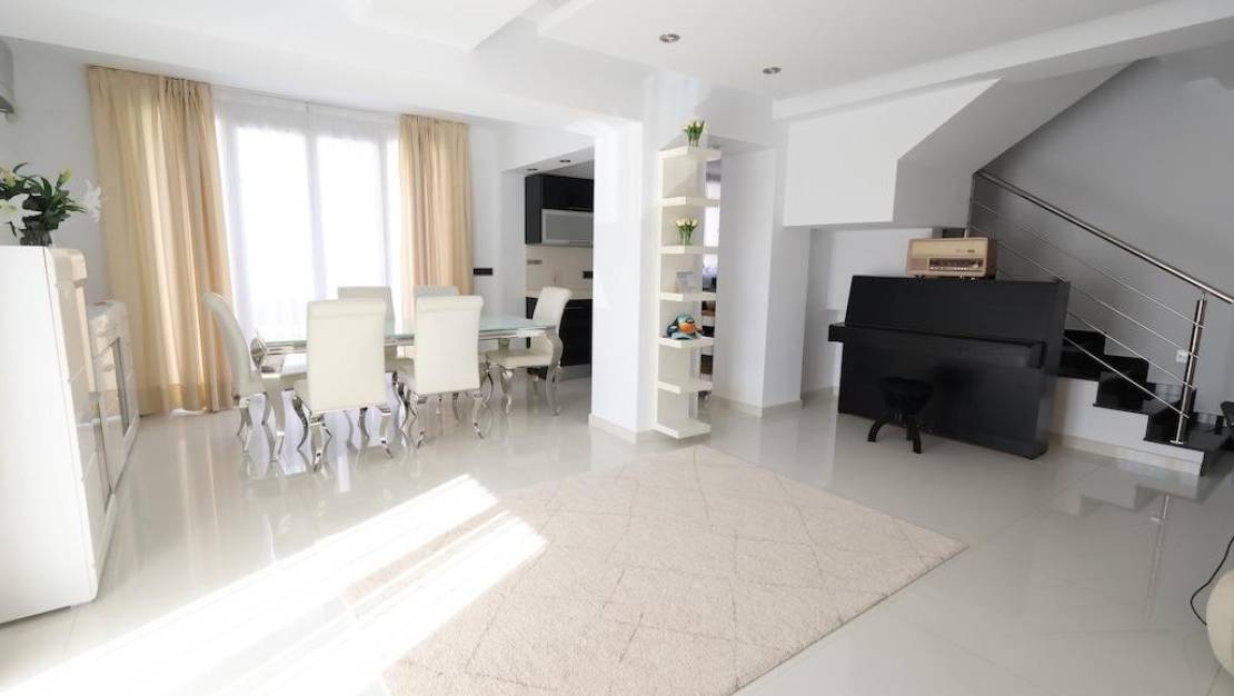 Sale - Villa - Orihuela - Cabo Roig