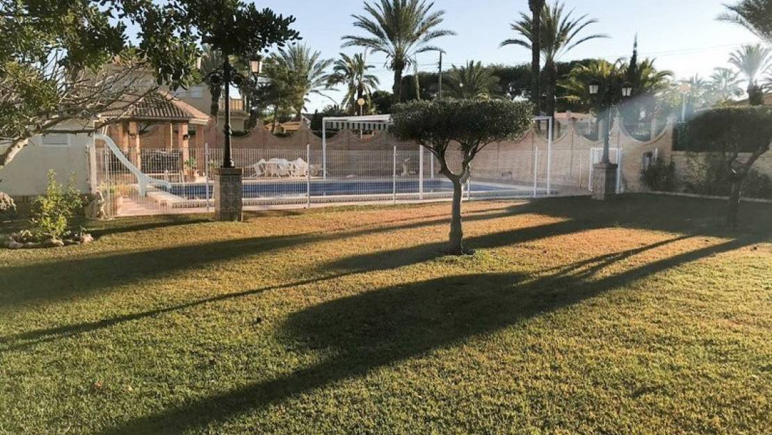 Sale - Villa - Orihuela - Cabo Roig