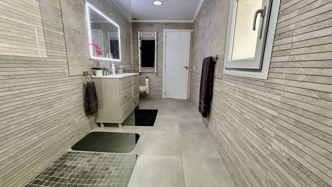 Sale - Villa - Orihuela - Cabo Roig