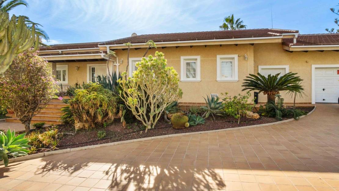 Sale - Villa - Orihuela - Cabo Roig