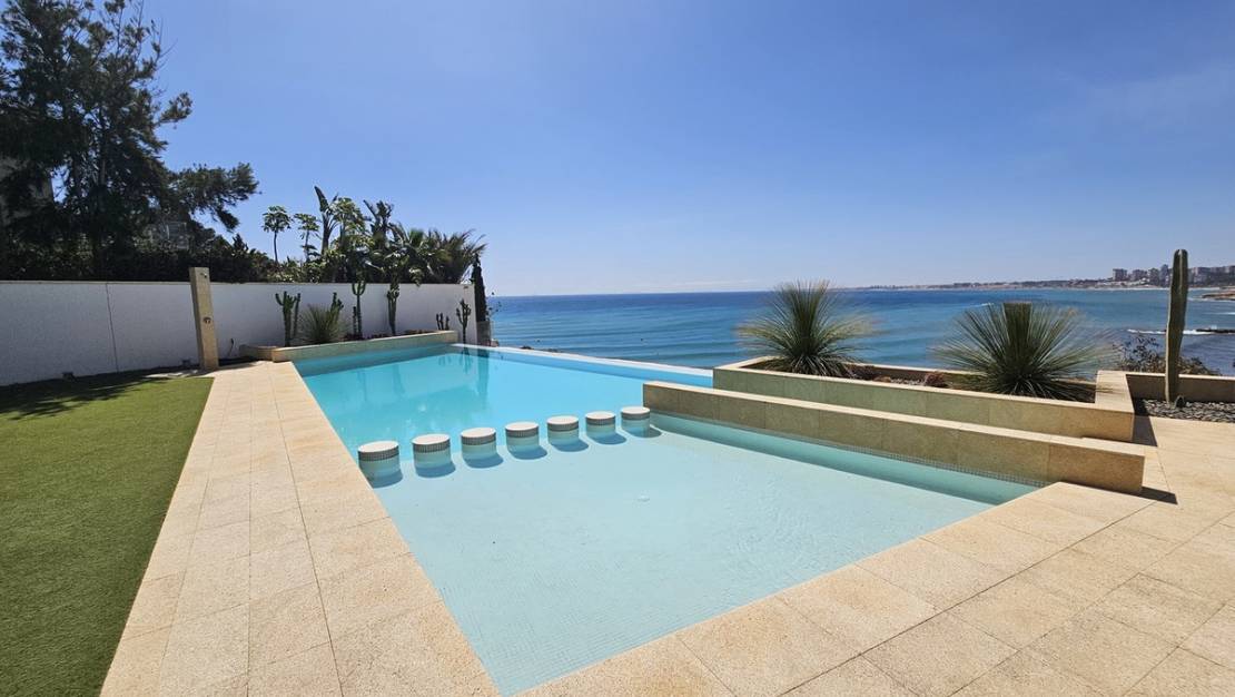 Sale - Villa - Orihuela - Cabo Roig