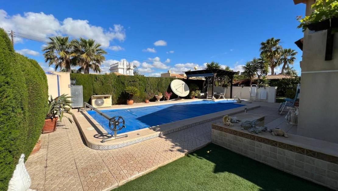 Sale - Villa - Orihuela - Cabo Roig
