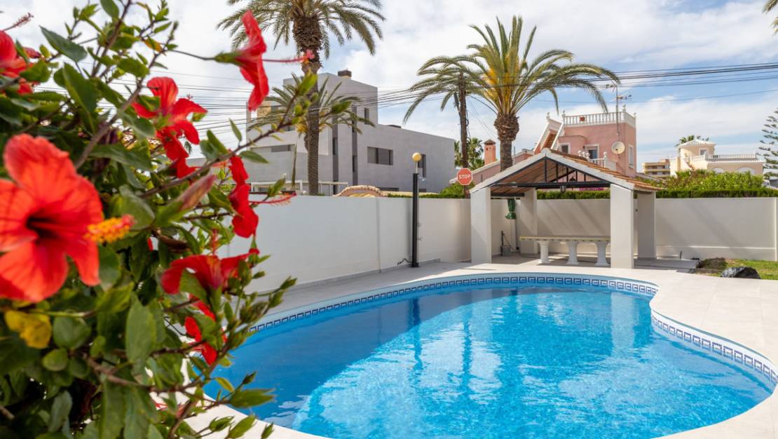 Sale - Villa - Orihuela - Cabo Roig