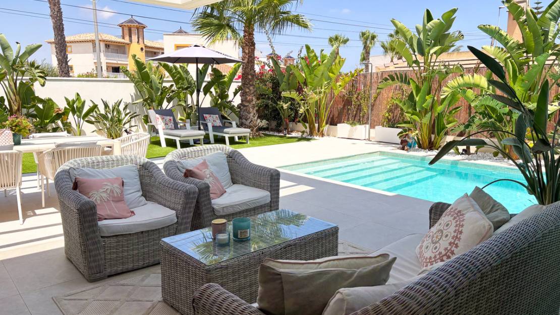Sale - Villa - Orihuela - Cabo Roig