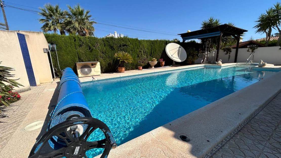 Sale - Villa - Orihuela - Cabo Roig