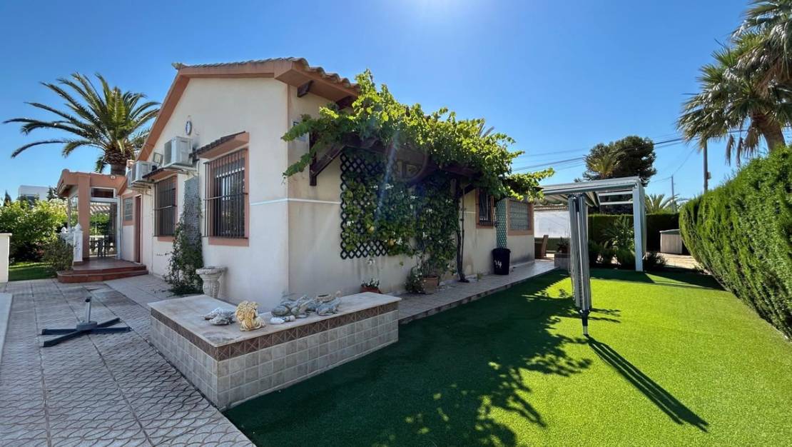 Sale - Villa - Orihuela - Cabo Roig