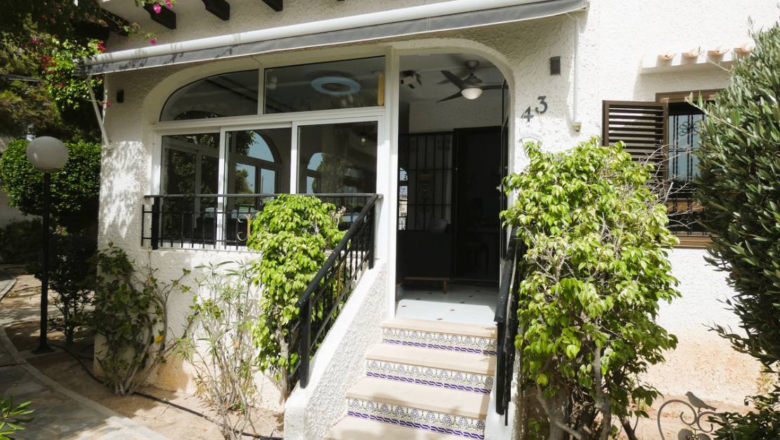 Sale - Villa - Orihuela - Cabo Roig