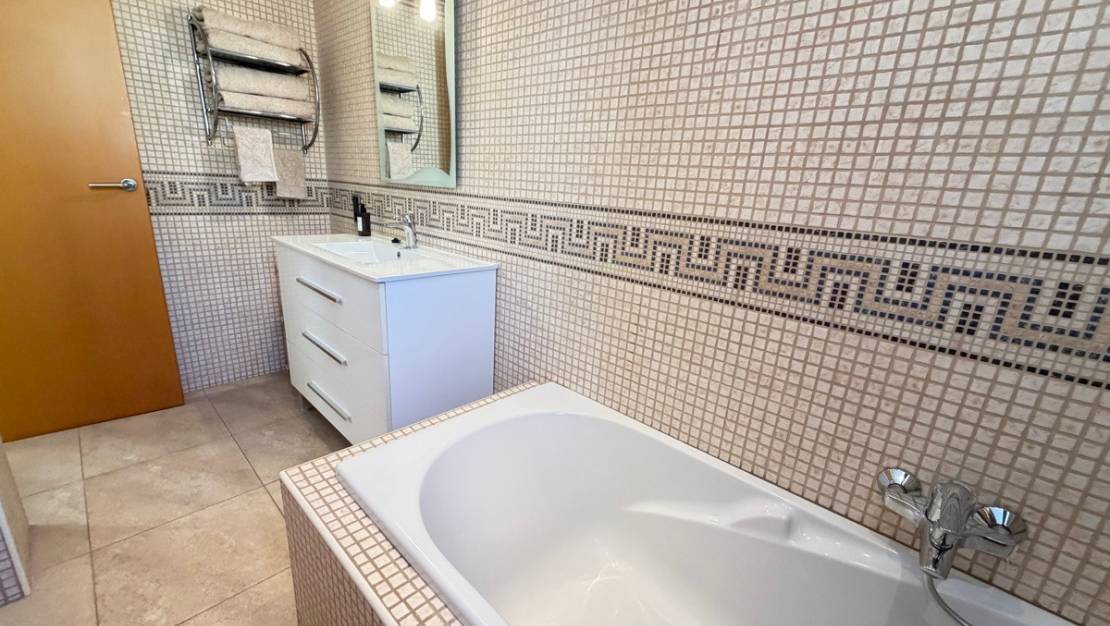 Sale - Villa - Orihuela - Cabo Roig