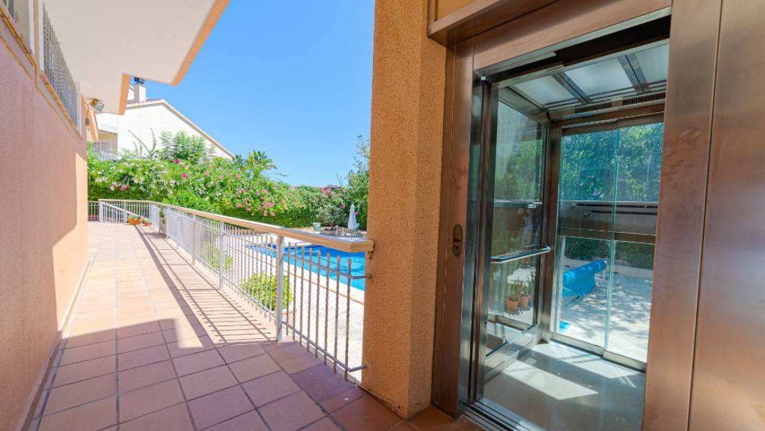 Sale - Villa - Orihuela - Campoamor