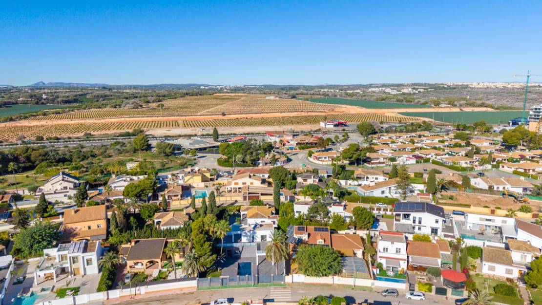 Sale - Villa - Orihuela - Campoamor