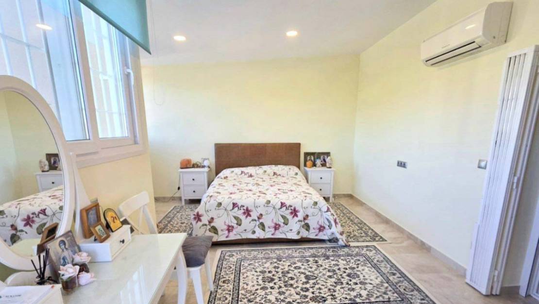 Sale - Villa - Orihuela - Campoamor