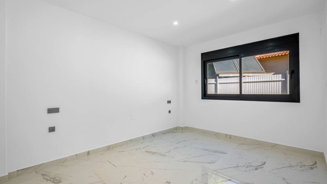 Sale - Villa - Orihuela - Campoamor