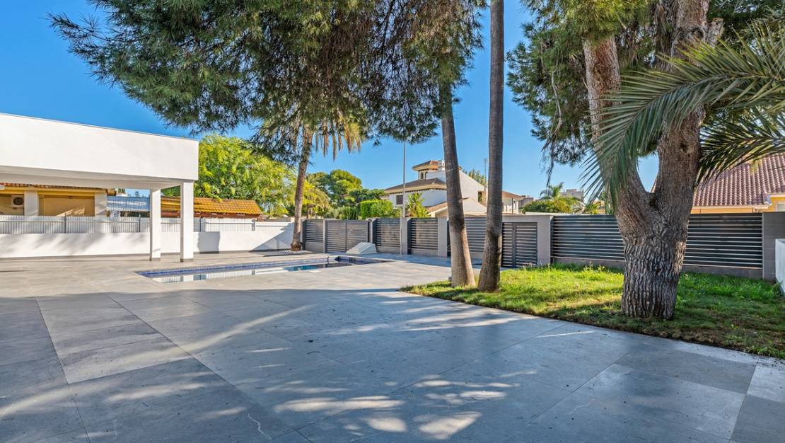 Sale - Villa - Orihuela - Campoamor