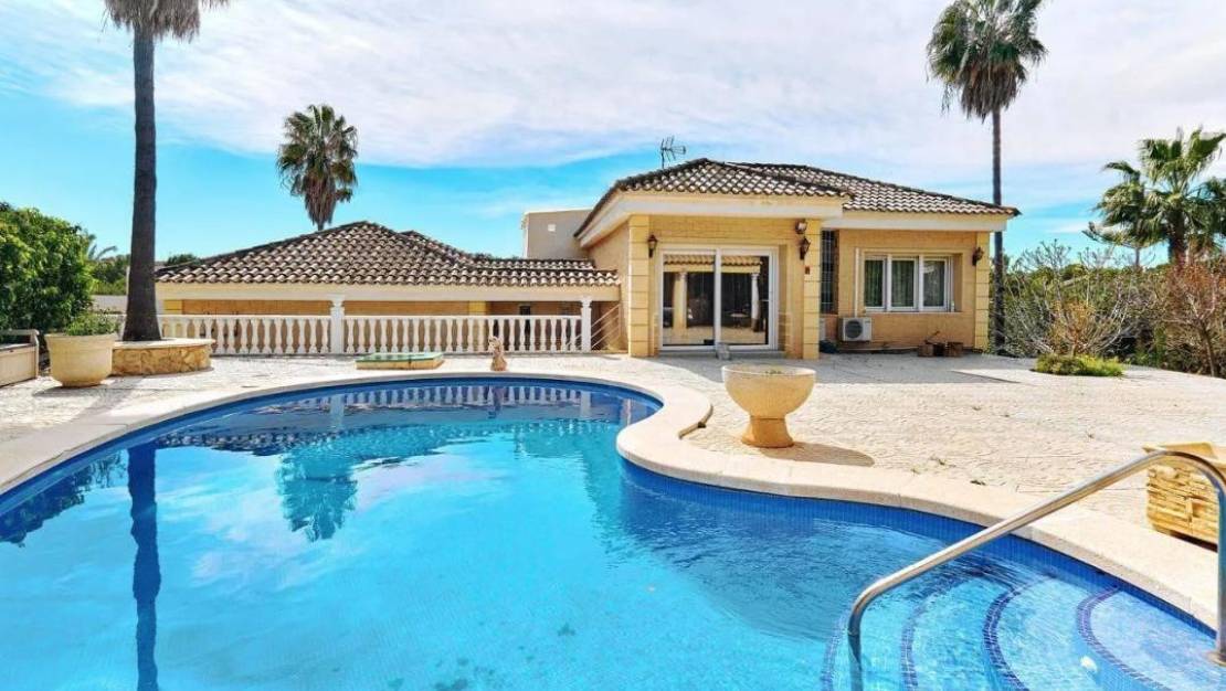 Sale - Villa - Orihuela - Campoamor