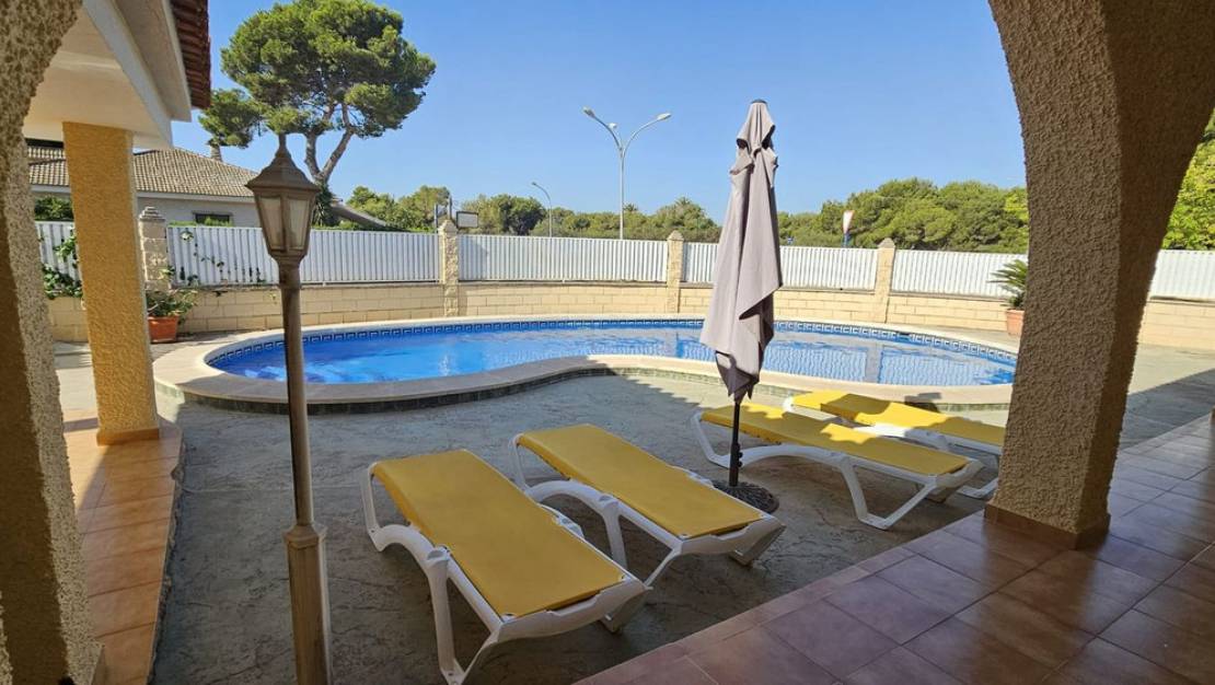 Sale - Villa - Orihuela - Campoamor