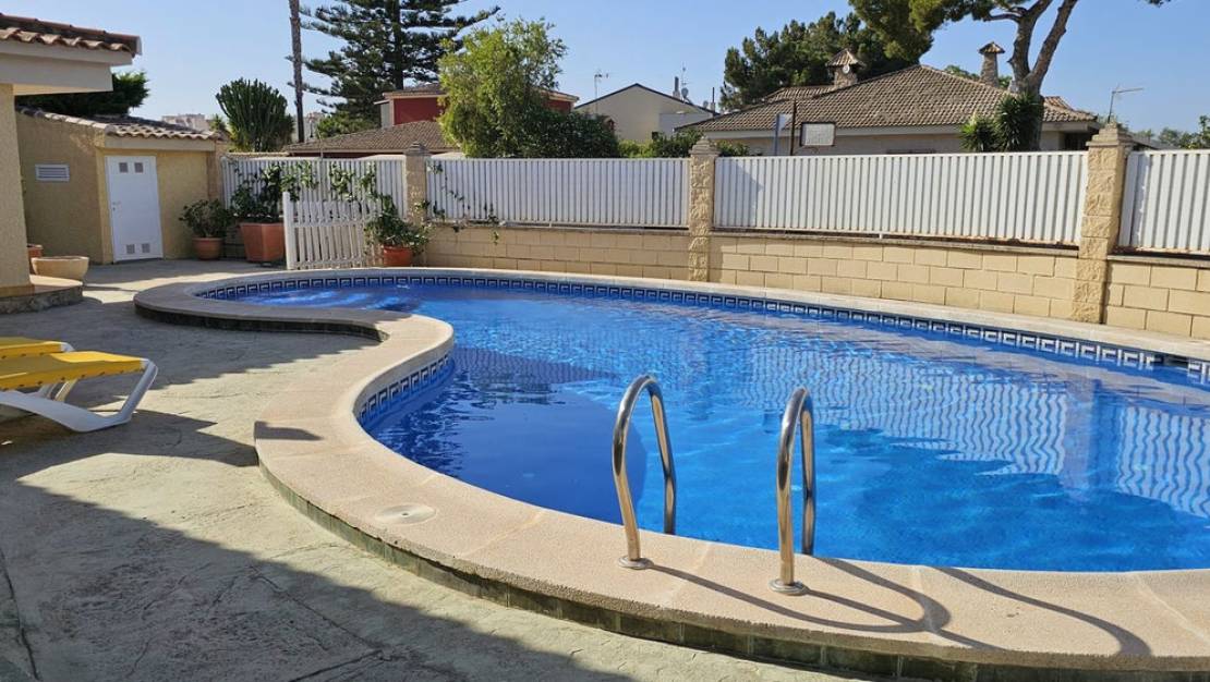 Sale - Villa - Orihuela - Campoamor
