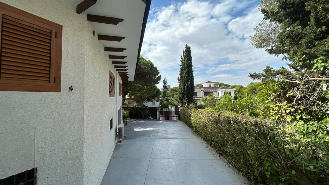 Sale - Villa - Orihuela - Campoamor
