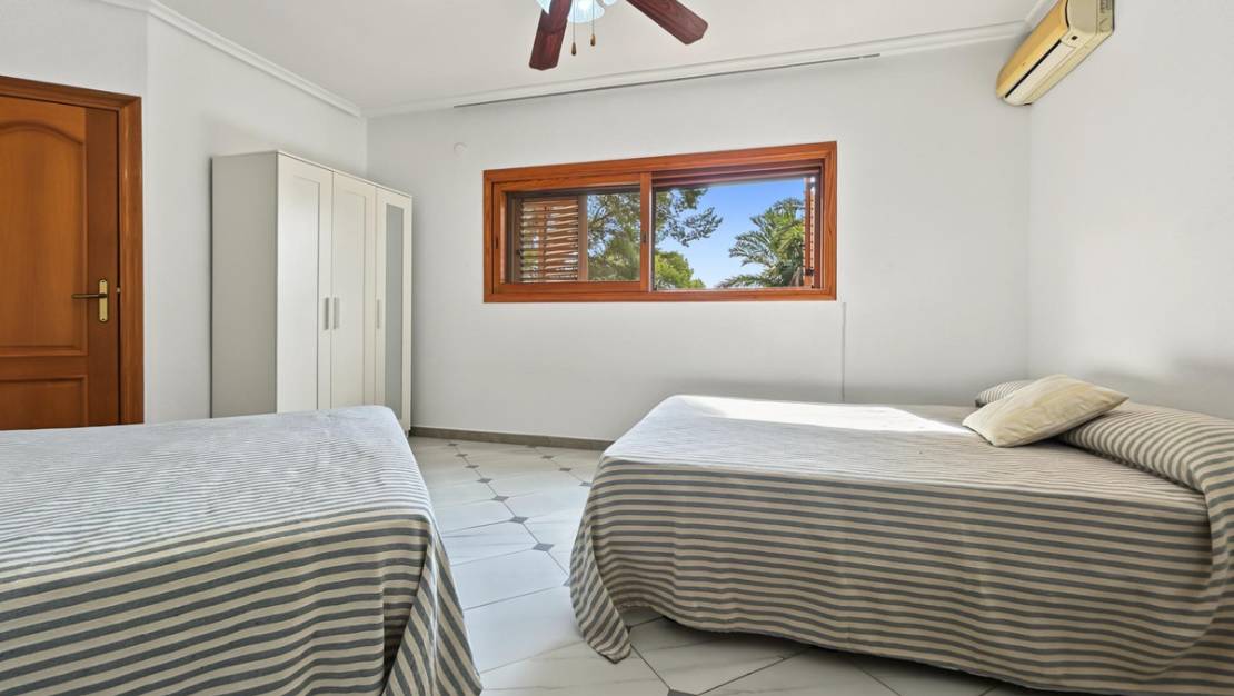 Sale - Villa - Orihuela - Campoamor