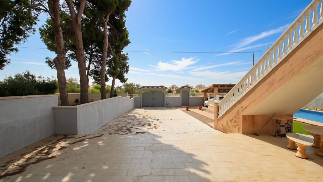Sale - Villa - Orihuela - Campoamor