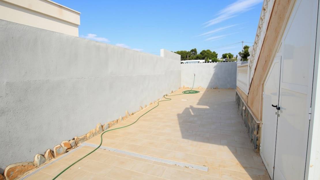 Sale - Villa - Orihuela - Campoamor