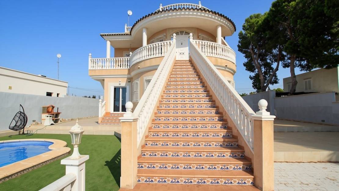 Sale - Villa - Orihuela - Campoamor