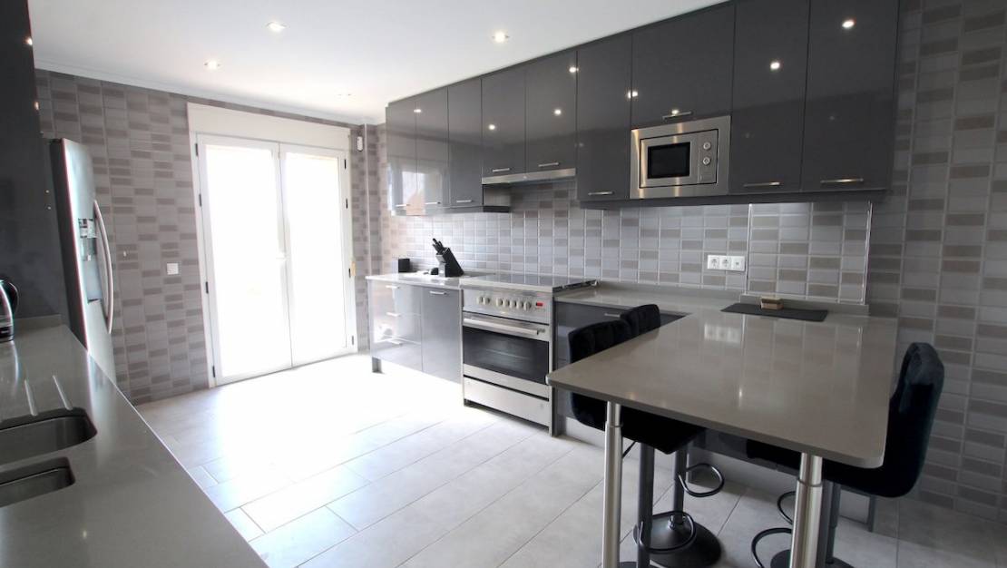Sale - Villa - Orihuela - Campoamor