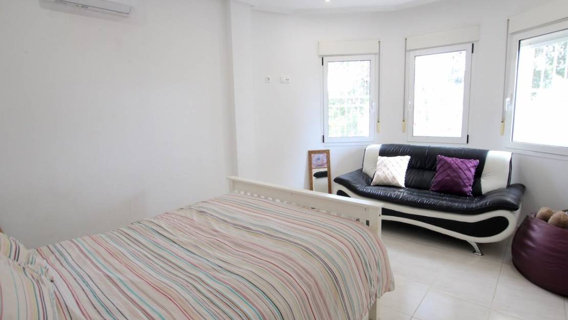 Sale - Villa - Orihuela - Campoamor