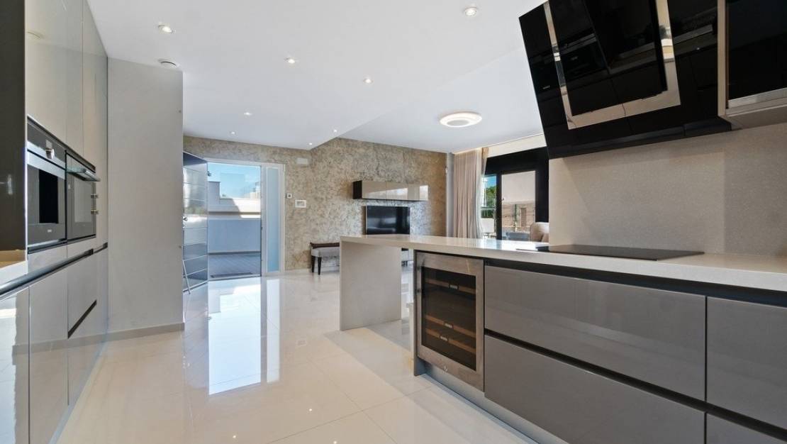 Sale - Villa - Orihuela Costa - Agua Marina