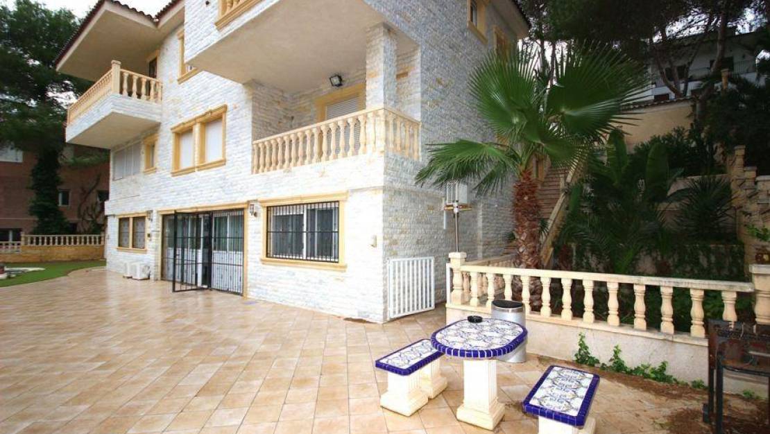 Sale - Villa - Orihuela Costa - Altos de Campoamor