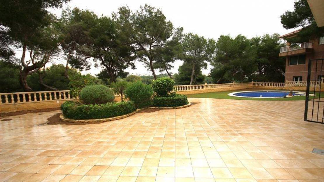 Sale - Villa - Orihuela Costa - Altos de Campoamor