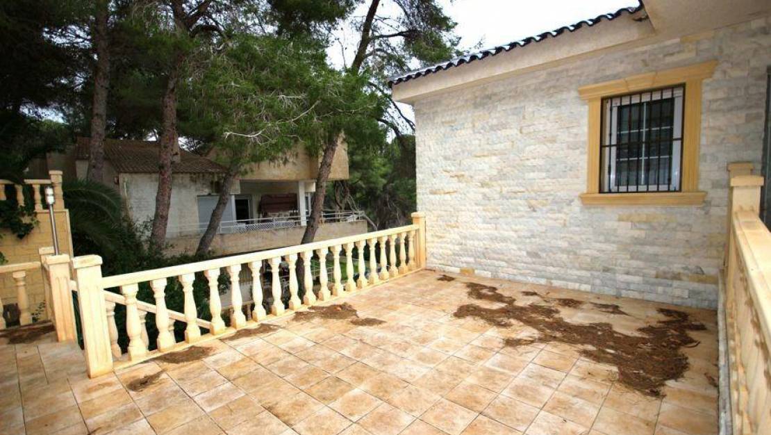 Sale - Villa - Orihuela Costa - Altos de Campoamor