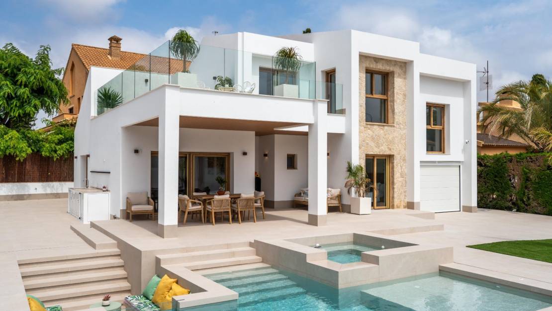 Sale - Villa - Orihuela Costa - Campoamor