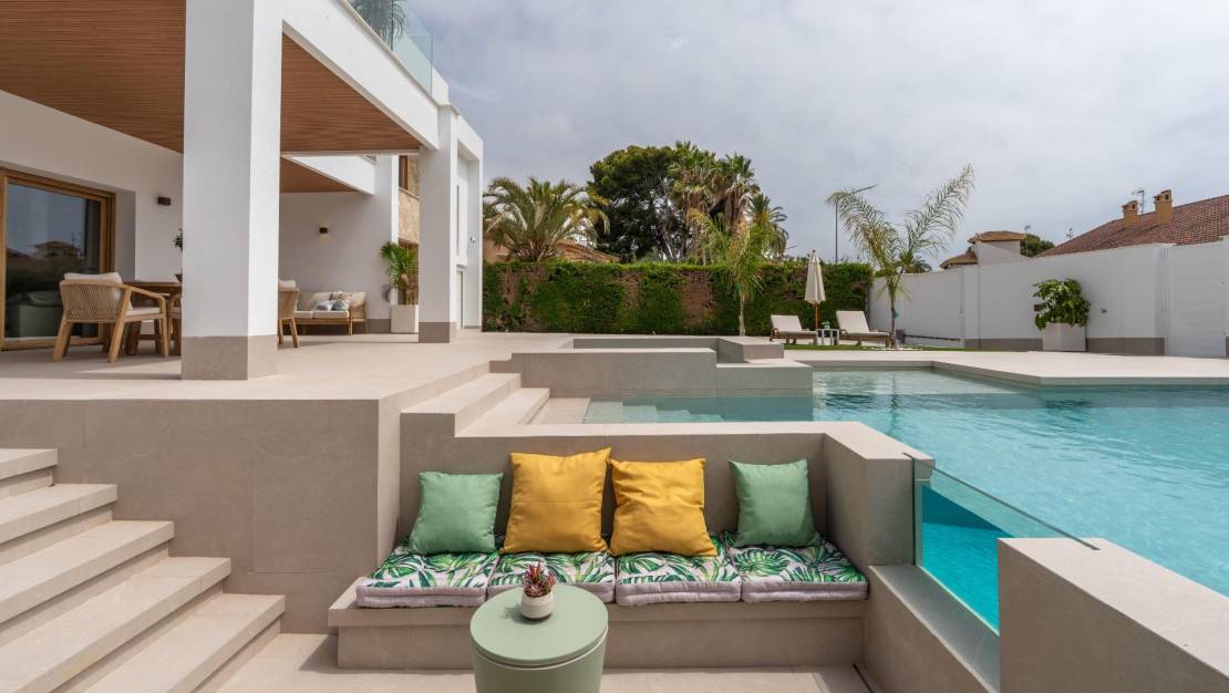 Sale - Villa - Orihuela Costa - Campoamor