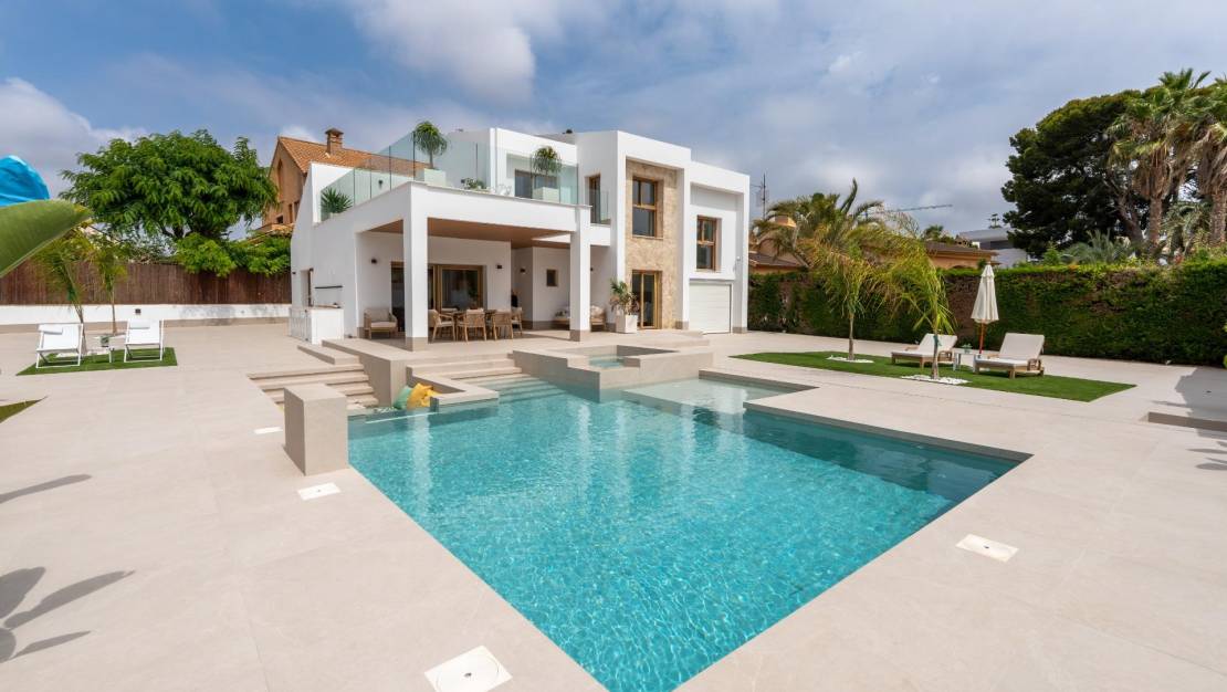 Sale - Villa - Orihuela Costa - Campoamor