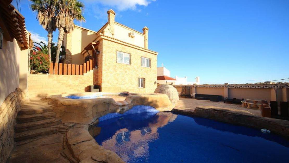 Sale - Villa - Orihuela Costa - Las Filipinas