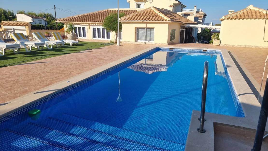 Sale - Villa - Orihuela Costa - Las Filipinas