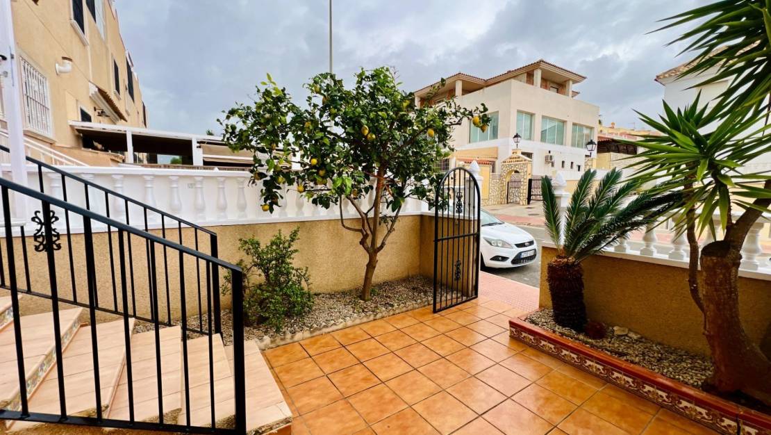 Sale - Villa - Orihuela Costa - Las Filipinas