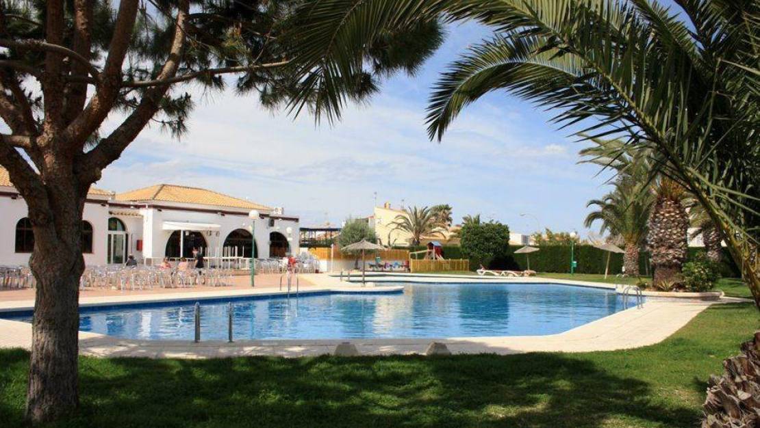 Sale - Villa - Orihuela Costa - Las Mimosas