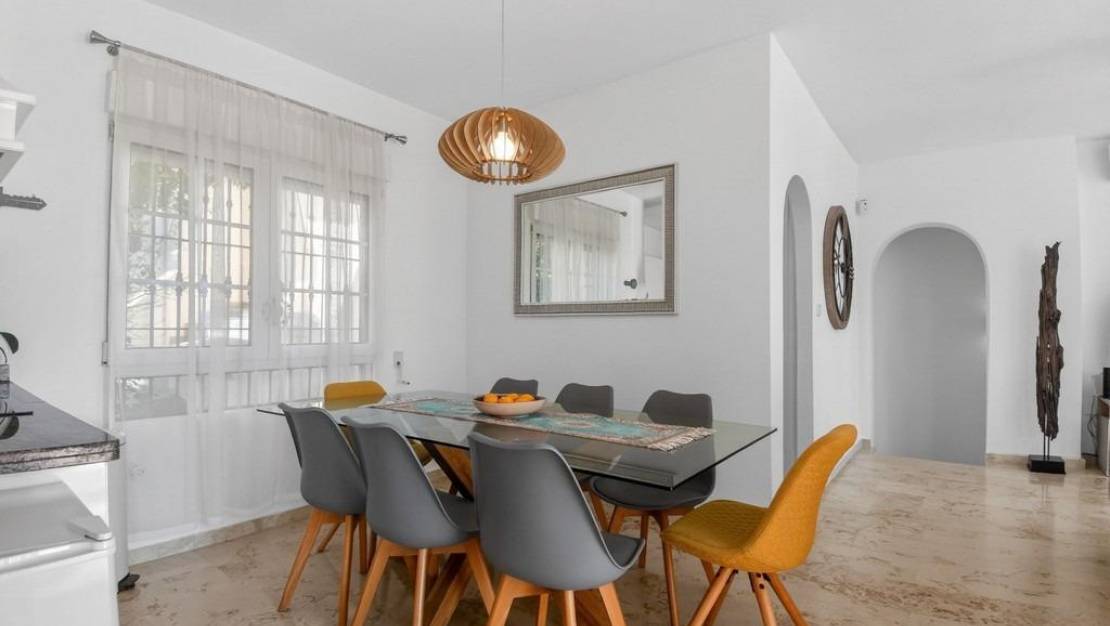 Sale - Villa - Orihuela Costa - Las Ramblas