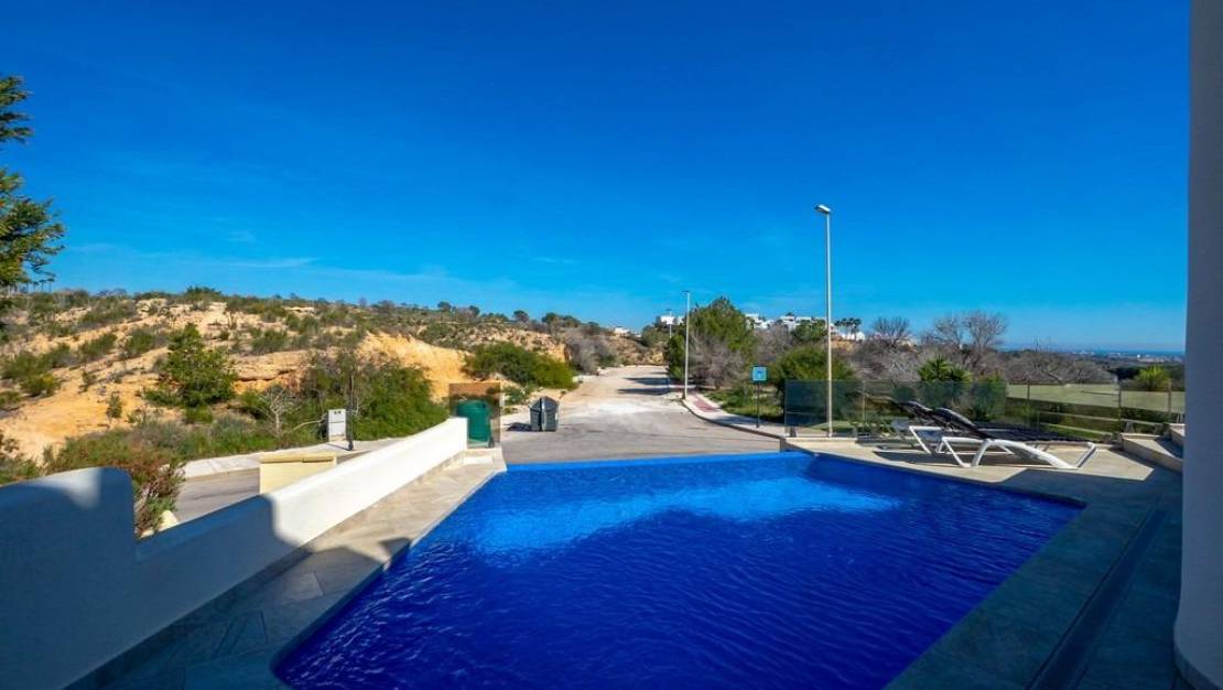 Sale - Villa - Orihuela Costa - Las Ramblas