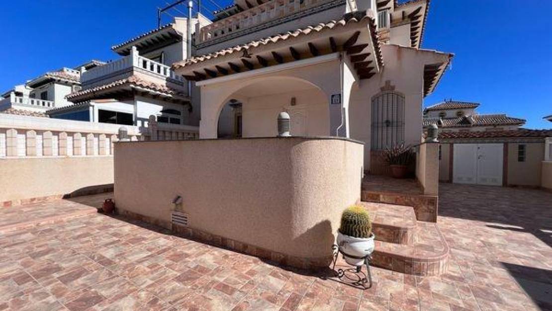 Sale - Villa - Orihuela Costa - Lomas de Cabo Roig