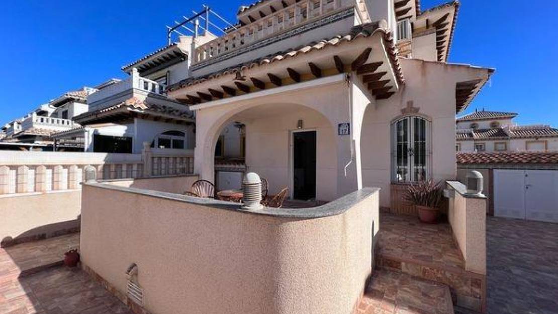 Sale - Villa - Orihuela Costa - Lomas de Cabo Roig