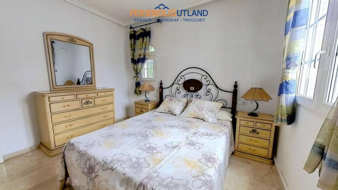 Sale - Villa - Orihuela Costa - Los Dolses