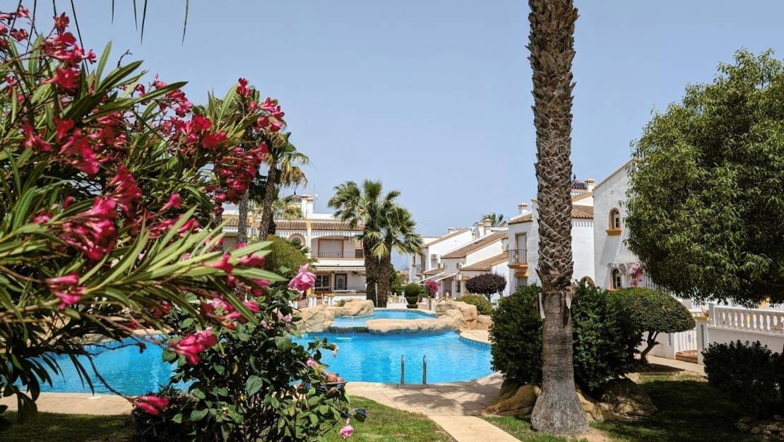 Sale - Villa - Orihuela Costa - Los Dolses